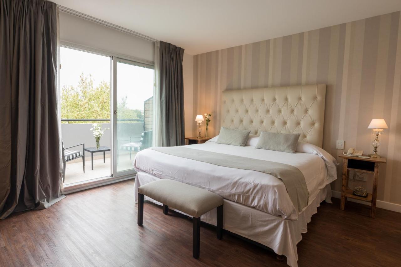 Suite,1212606706:JPEG