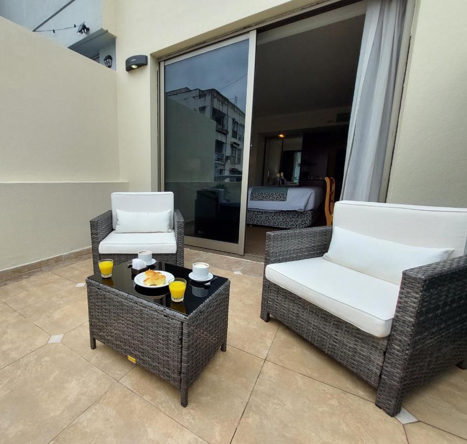 Suite con bañera de hidromasaje - Cama extragrande