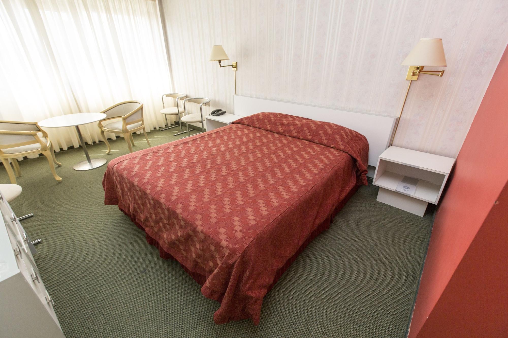 Family Suite,68326304:JPEG