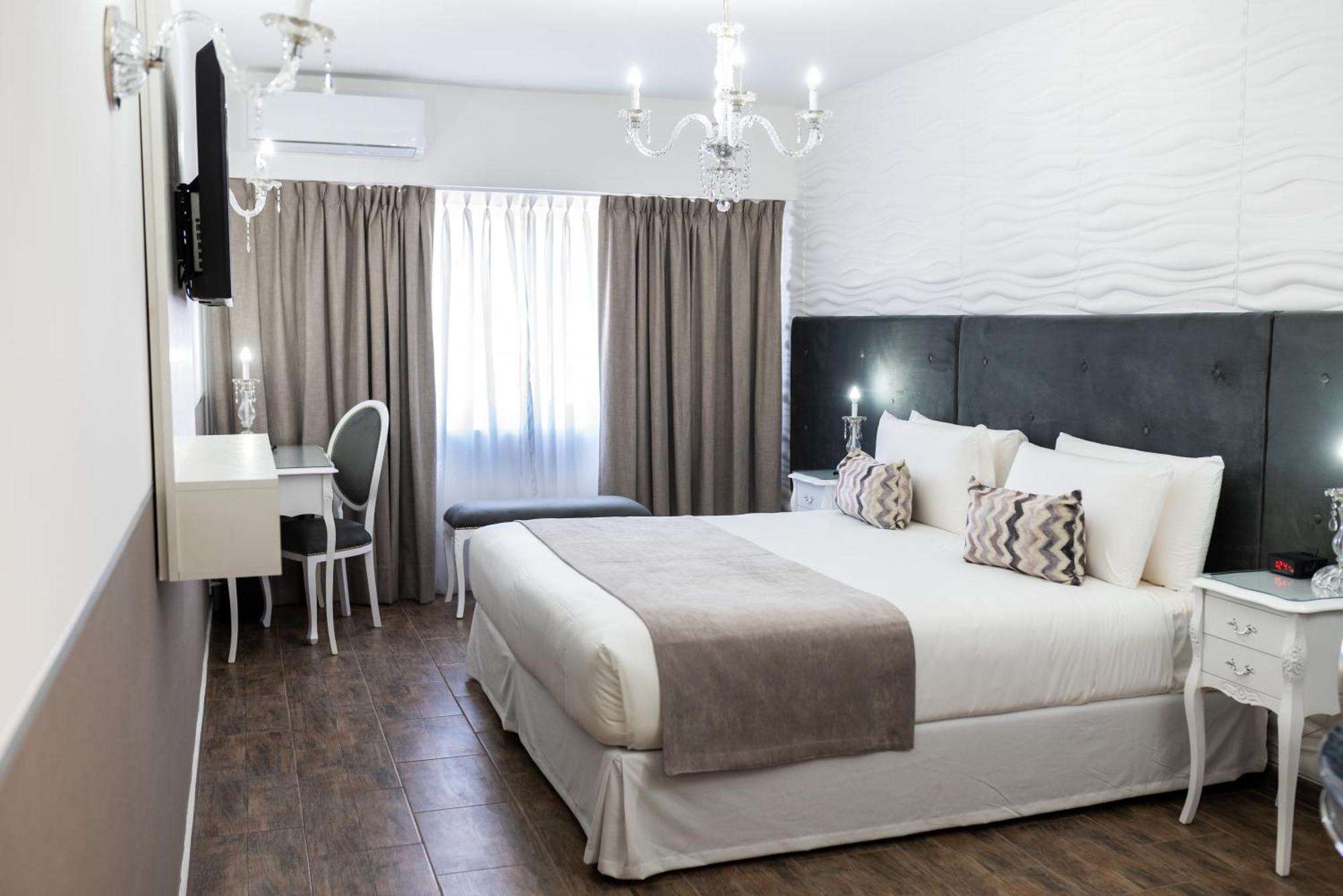 Classic Quadruple Room