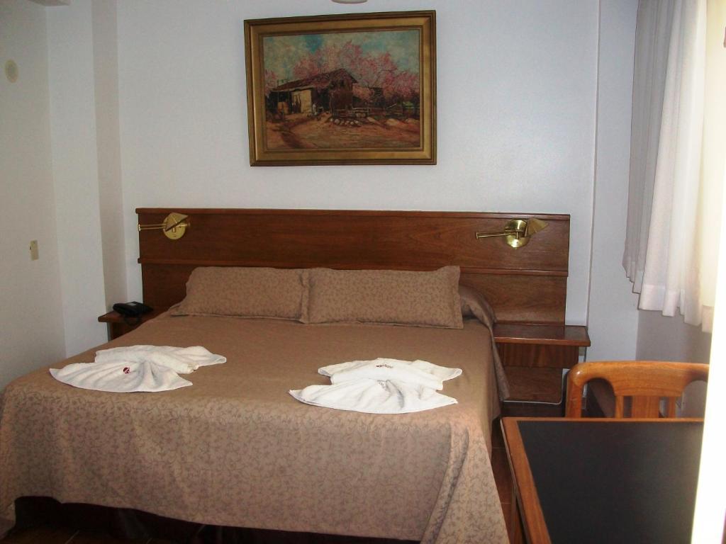 Standard Double Room,1129293306:JPEG