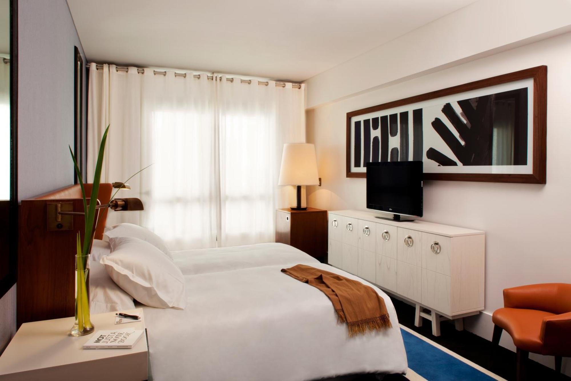 Triple Room,702339496:JPEG