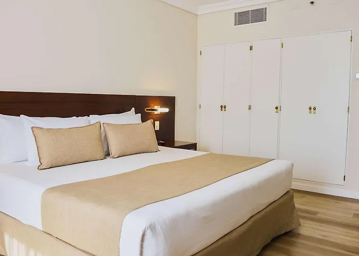 Hotel Dazzler By Wyndham Buenos Aires San Martin