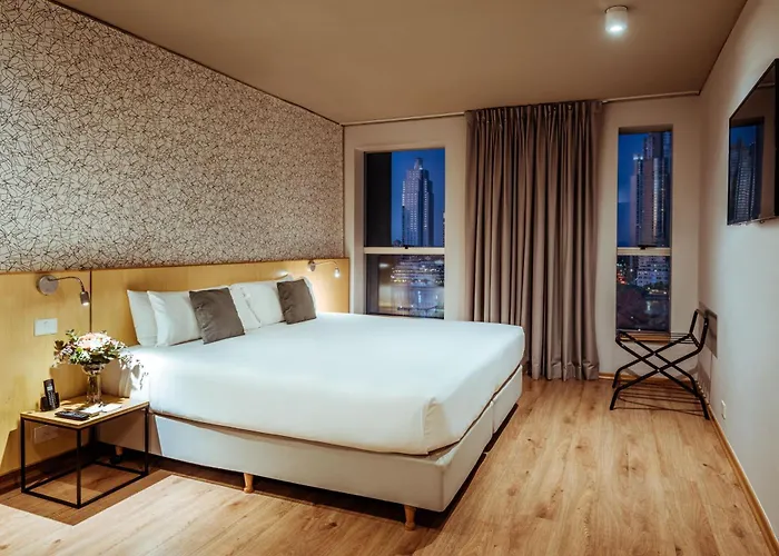 Hotel Pleno Madero Ciudad Autónoma de Ciudad Autónoma de Buenos Aires